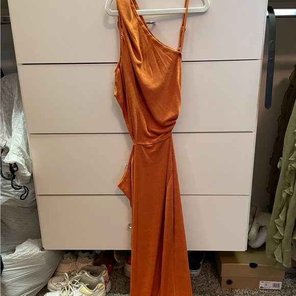 Hello Molly dress - Picture 4 of 4